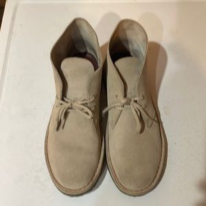 Clarks suede desert boots, sand suede